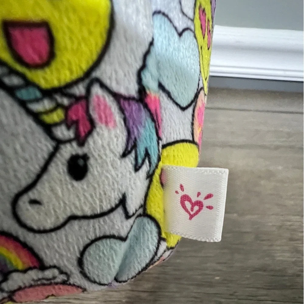 Justice Gigi & Ellie Puppy Set with House & Pet Bed‎
